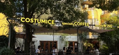 Costumice Café 迷你字發光字設計,營造文青咖啡館氛圍